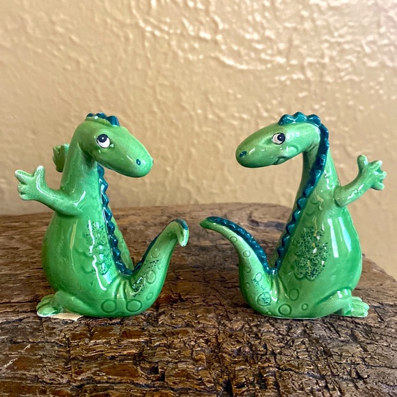 🦖Rare🦖Vintage Dinosaur Salt & Pepper Shakers - Picture 3 of 8
